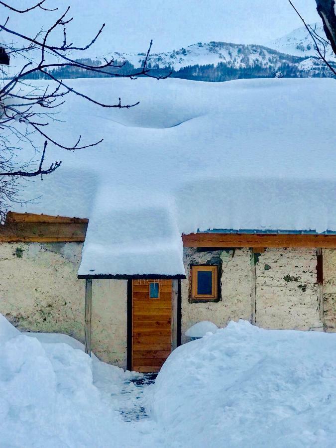 Appartement Duplex Avec Jardin Attenant Briançon Kültér fotó